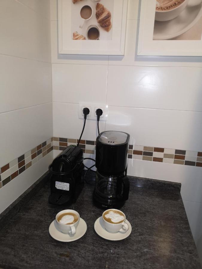 Del Mar 1 Deluxe Apartment Torrevieja Centrum Exteriör bild