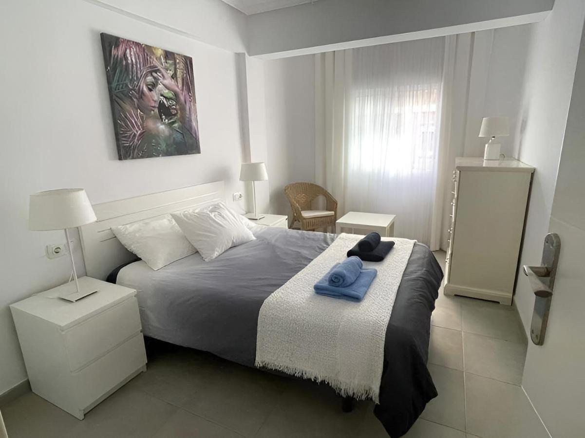 Del Mar 1 Deluxe Apartment Torrevieja Centrum Exteriör bild